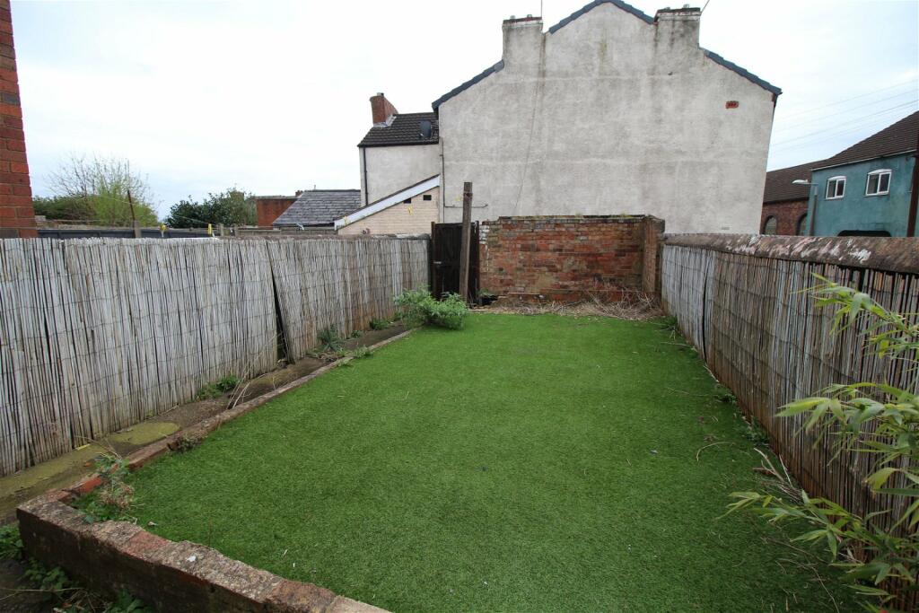 5 bed House Share