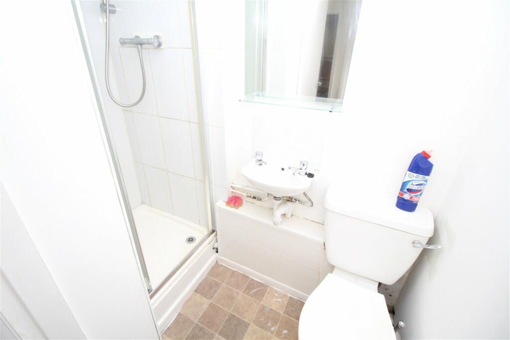 5 bed House Share