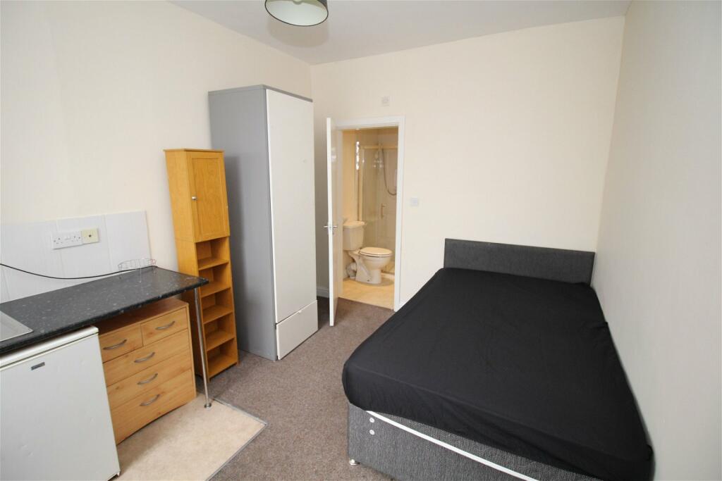 5 bed House Share