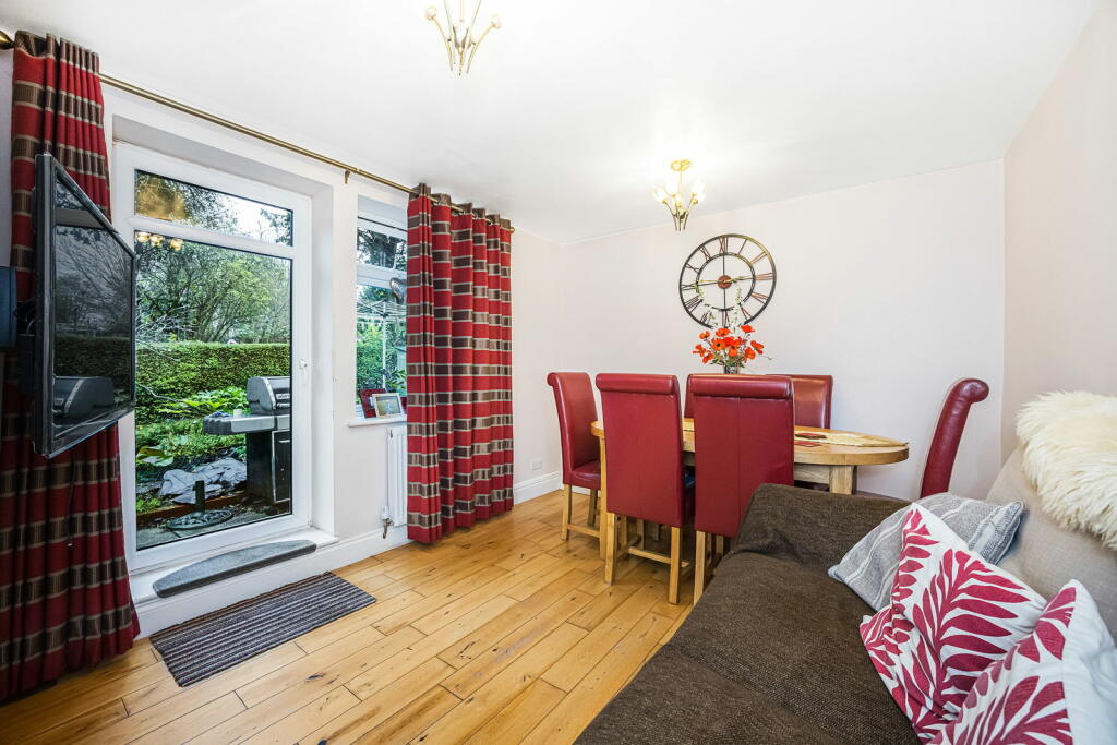 2 bed Ground Flat