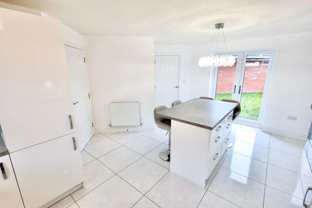 3 bed Detached