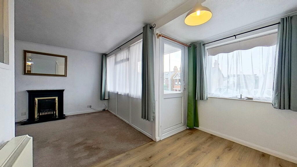 2 bed Apartment