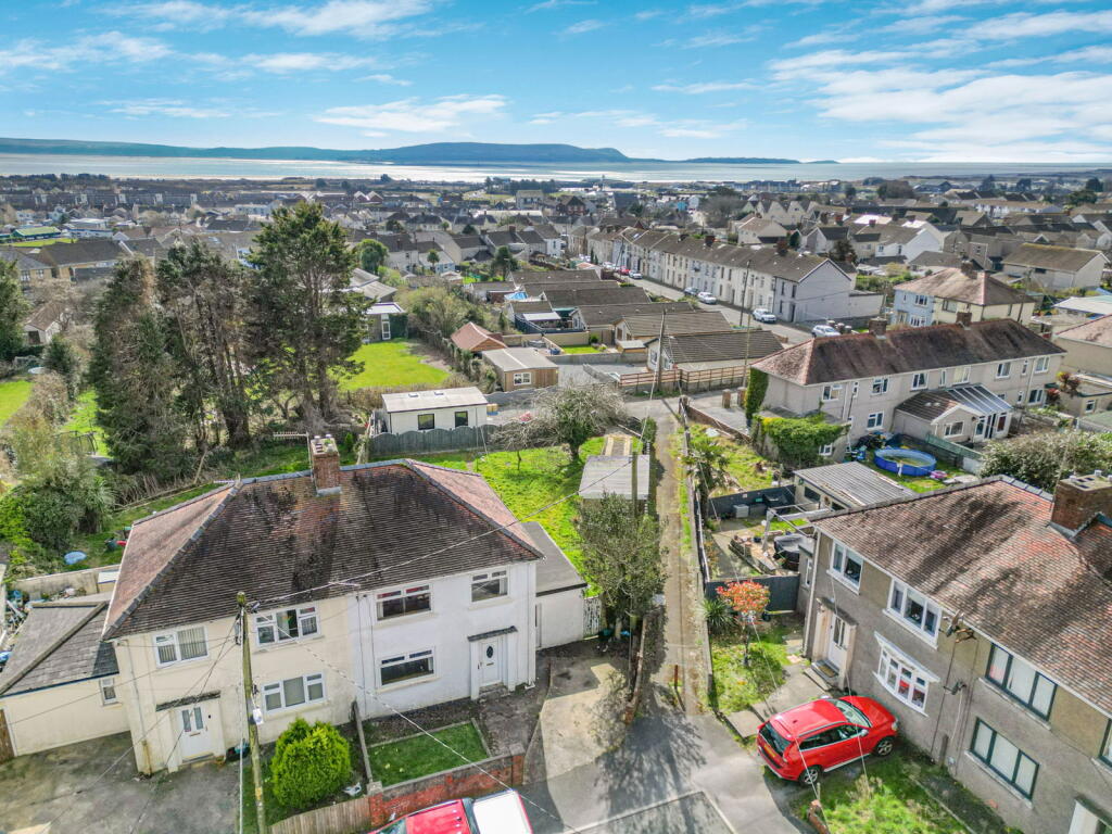 3 bed Semi-Detached