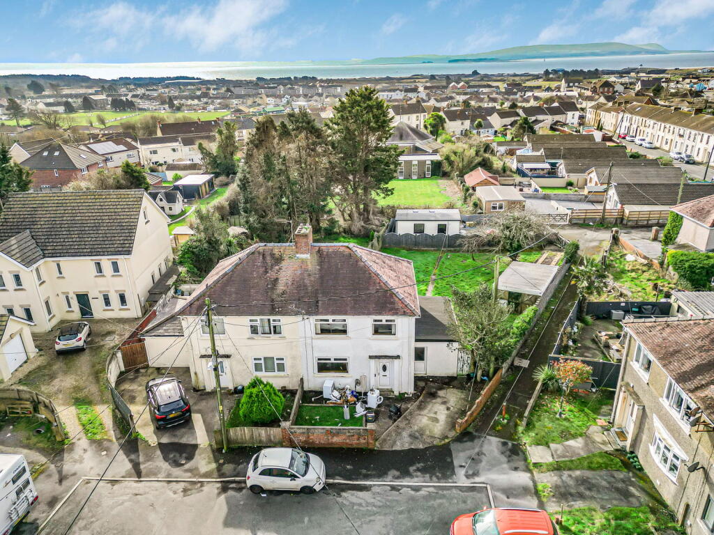 3 bed Semi-Detached