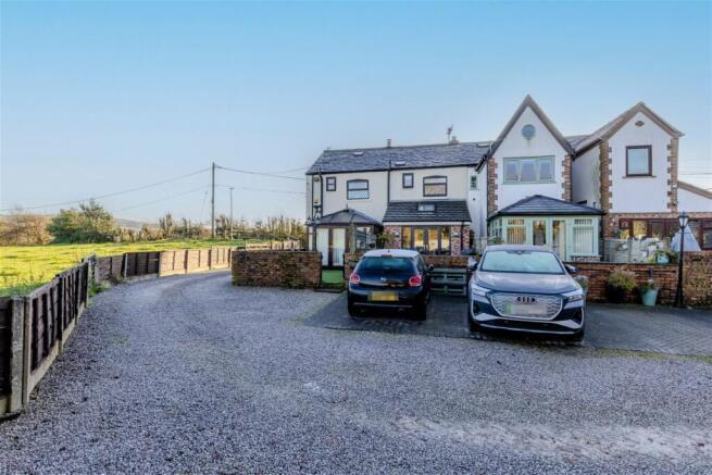 2 bed Cottage