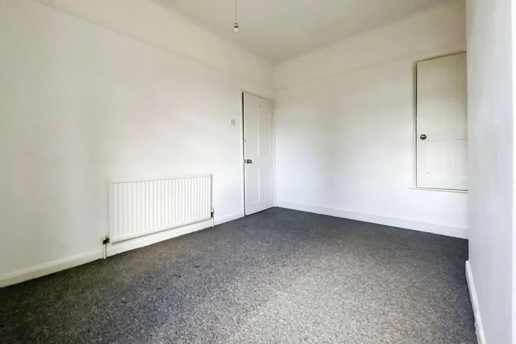 2 bed End of Terrace