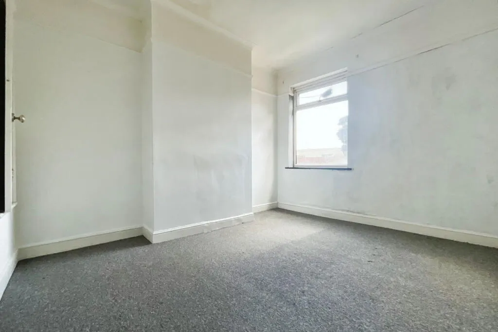 2 bed End of Terrace