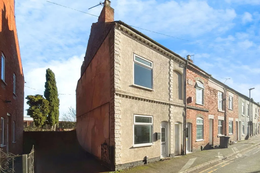 2 bed End of Terrace