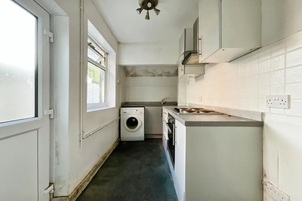 2 bed End of Terrace