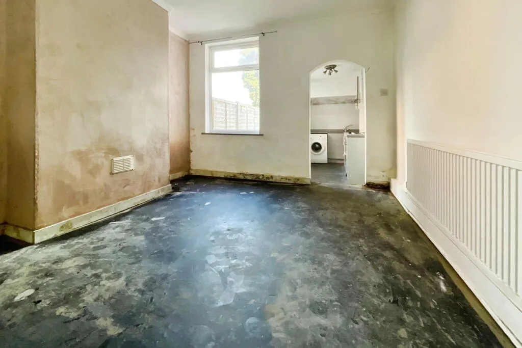 2 bed End of Terrace