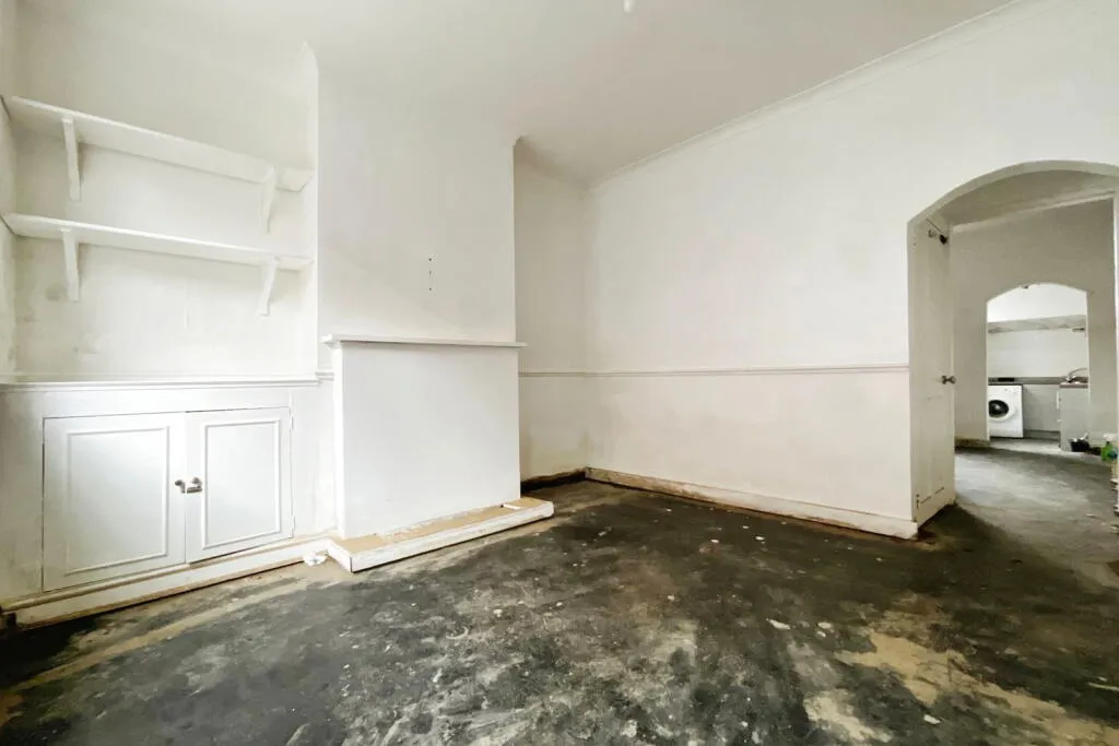 2 bed End of Terrace