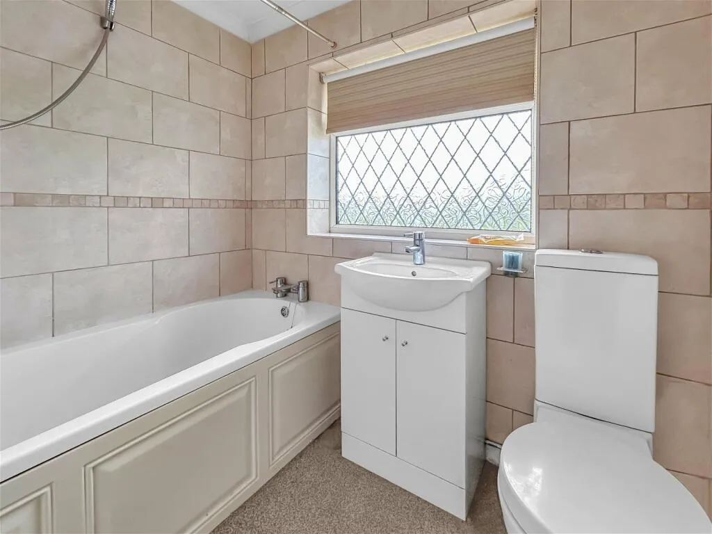 3 bed Detached