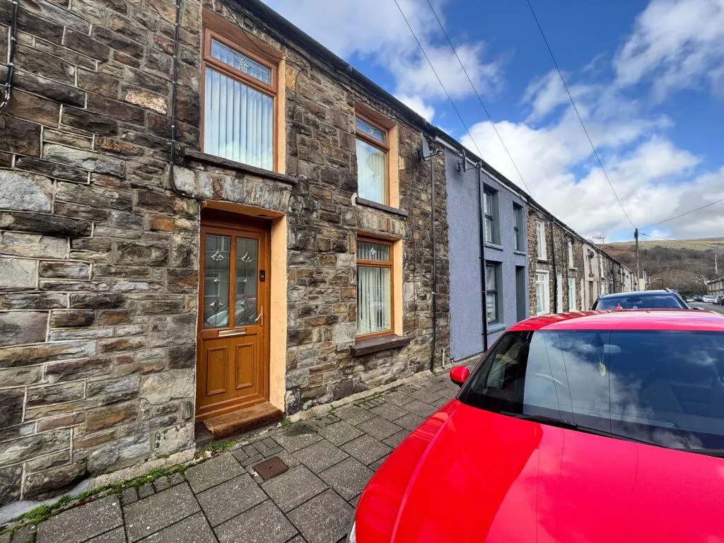 3 bed Terraced