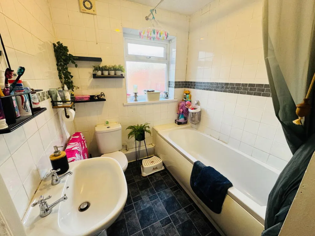 3 bed Terraced