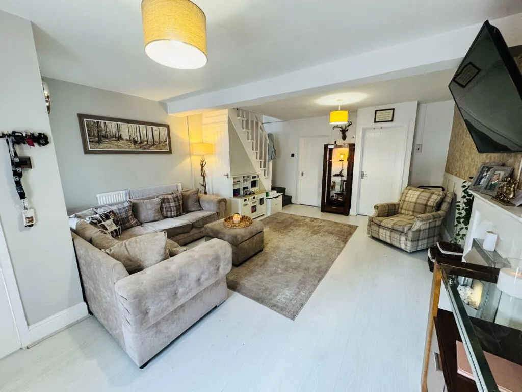 3 bed Terraced