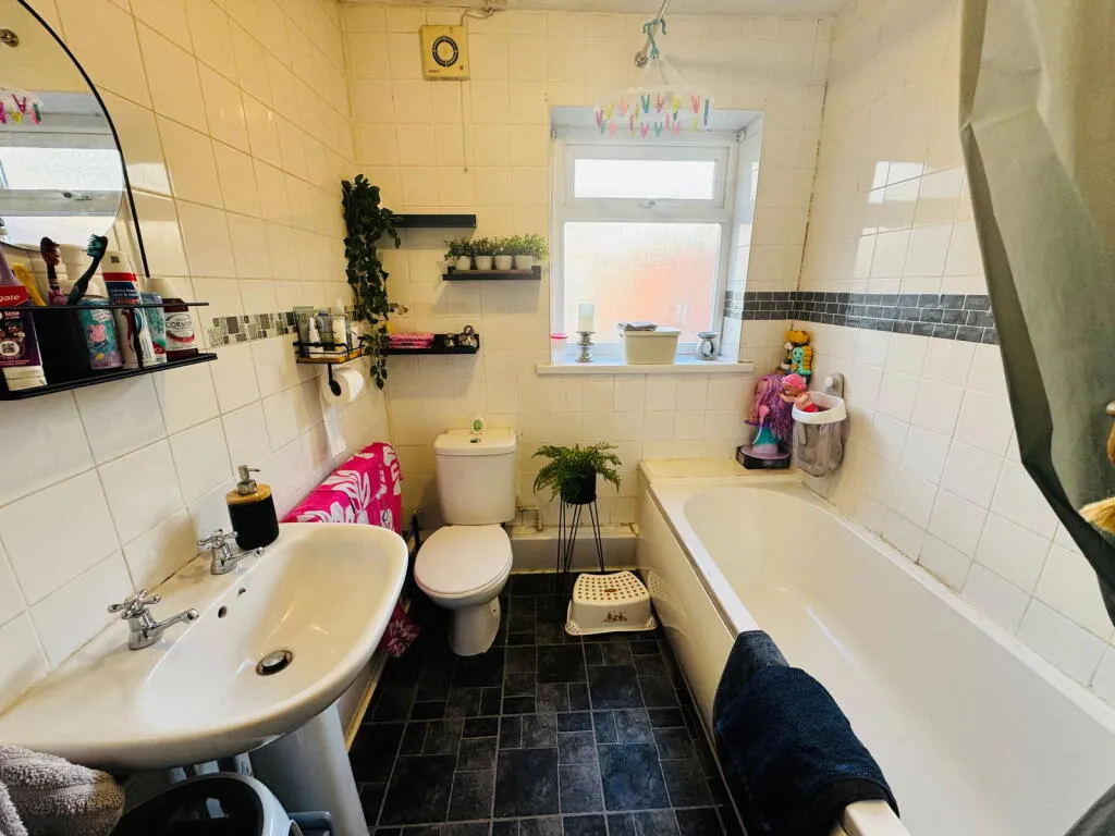 3 bed Terraced