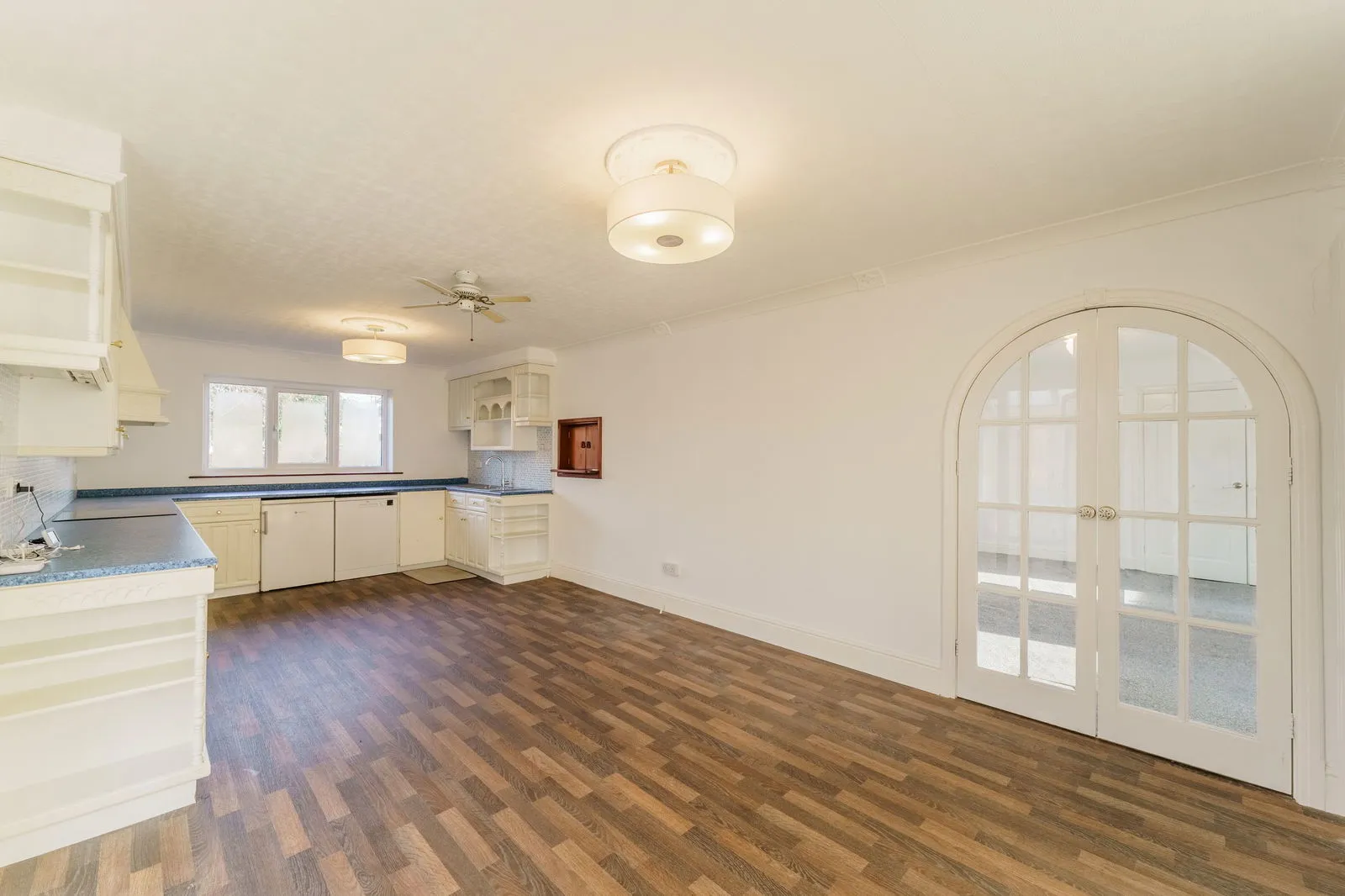 3 bed Detached Bungalow