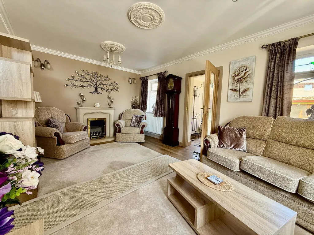 3 bed Semi-Detached