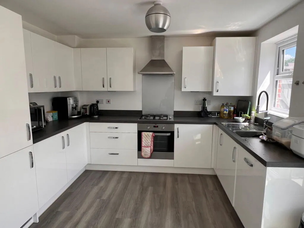 2 bed Semi-Detached