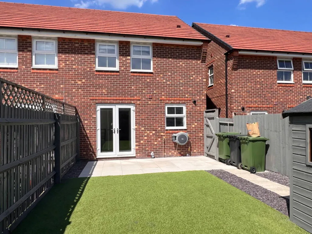 2 bed Semi-Detached