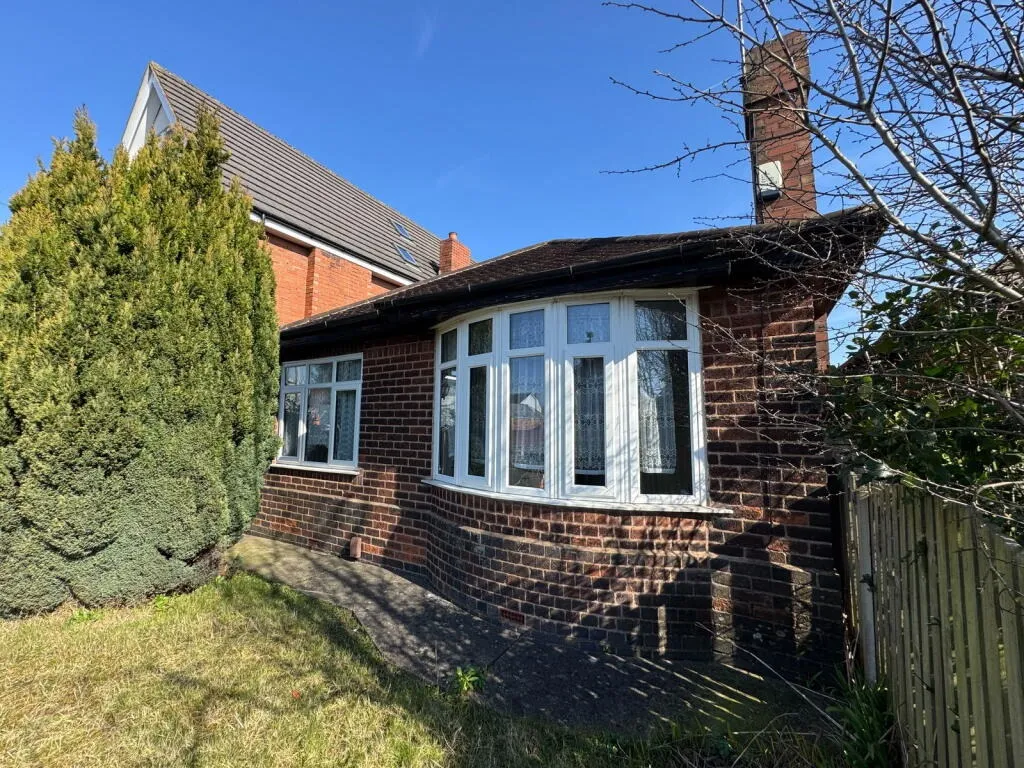 2 bed Detached Bungalow