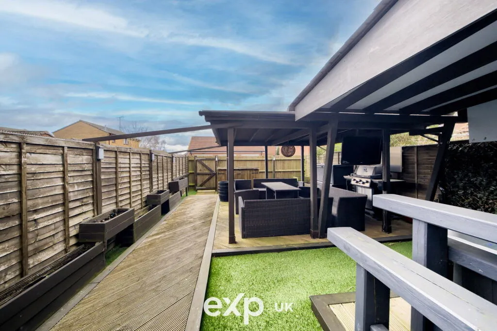 3 bed Terraced