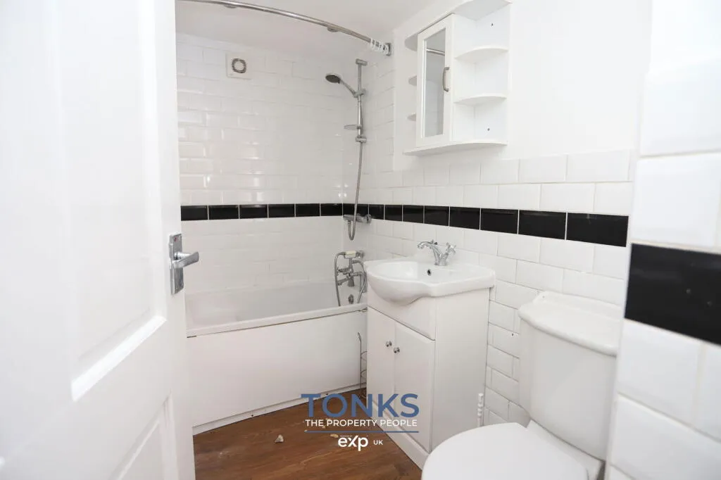 2 bed End of Terrace