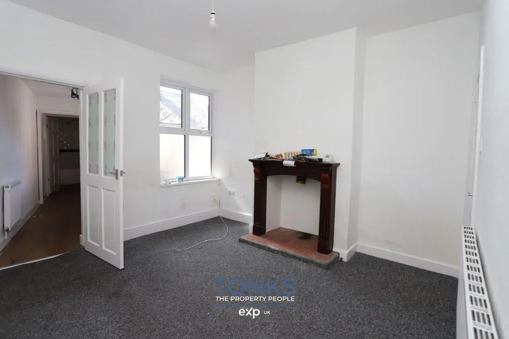 2 bed End of Terrace