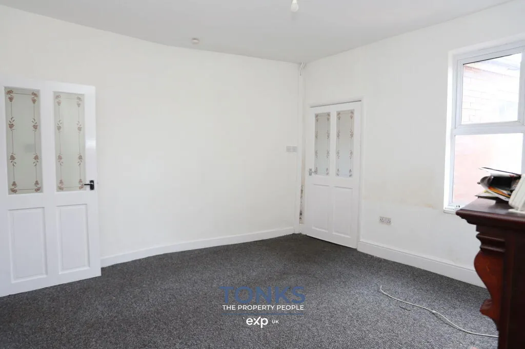 2 bed End of Terrace