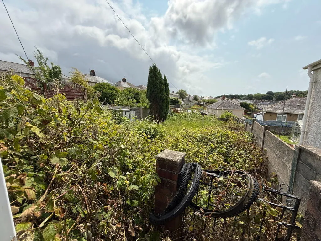 3 bed Semi-Detached