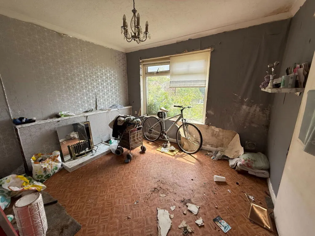 3 bed Semi-Detached