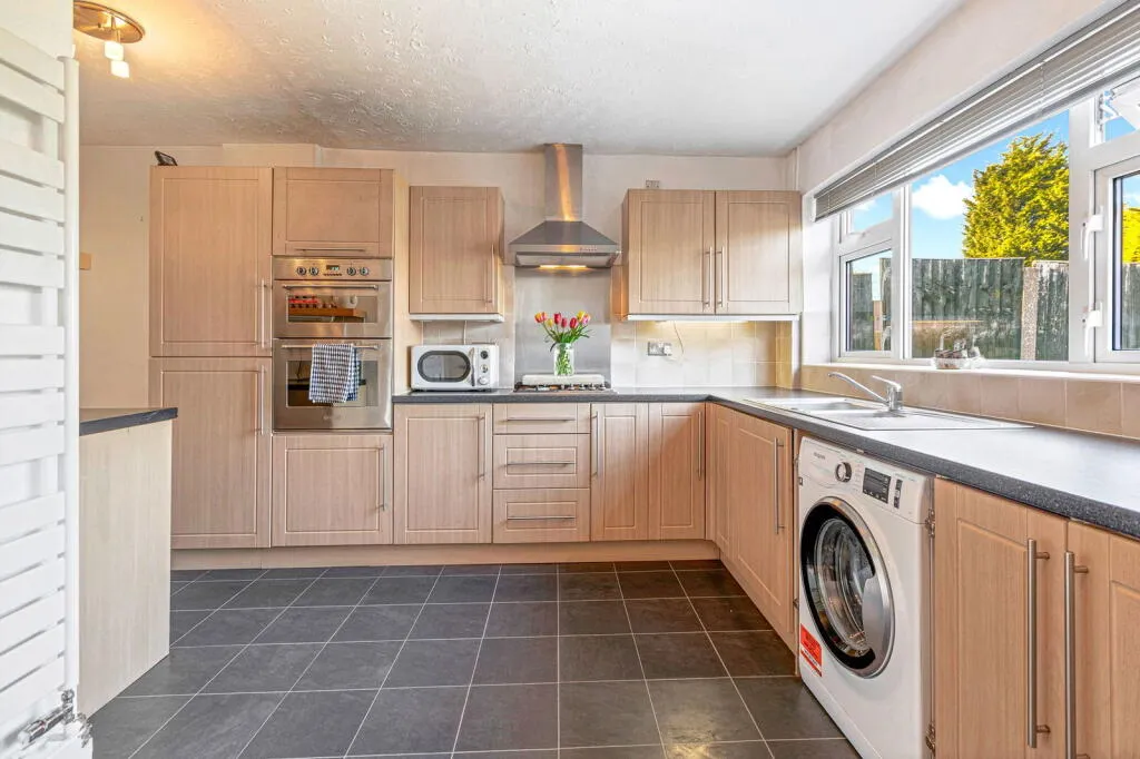 3 bed Semi-Detached