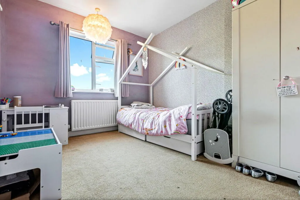 3 bed Semi-Detached