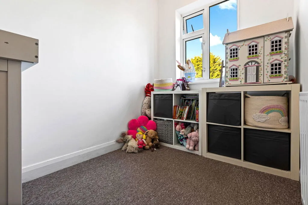 3 bed Semi-Detached