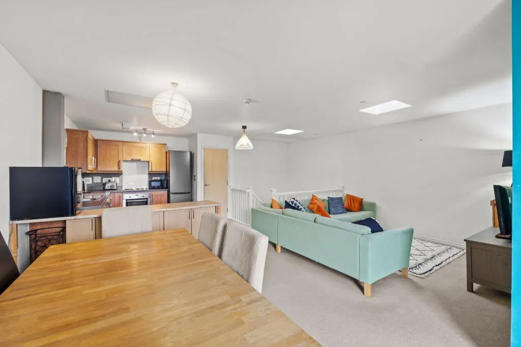 2 bed Apartment