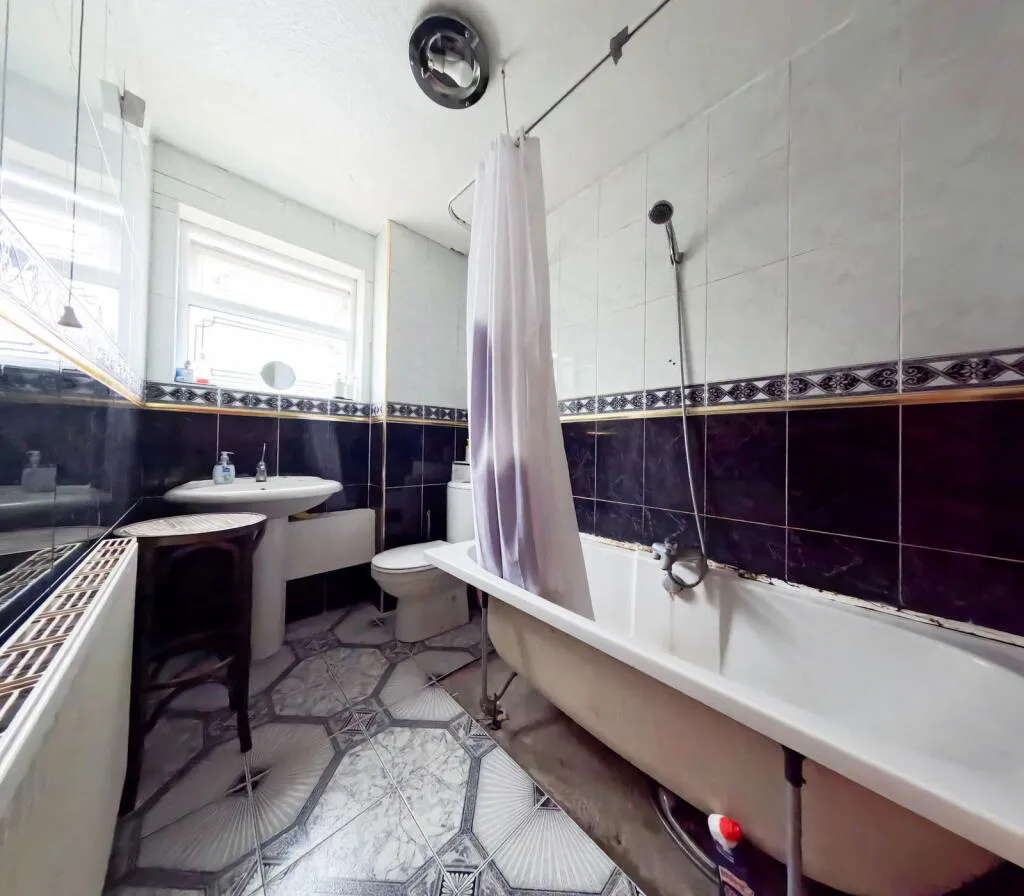 3 bed Terraced
