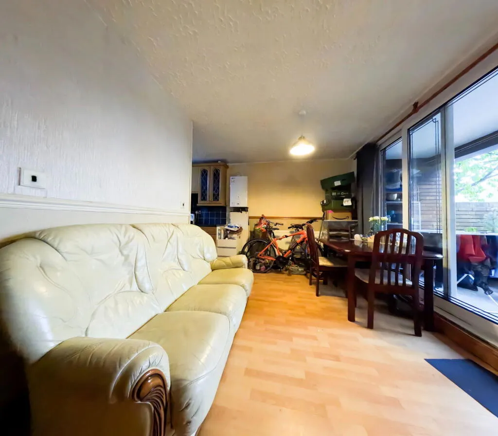 3 bed Terraced