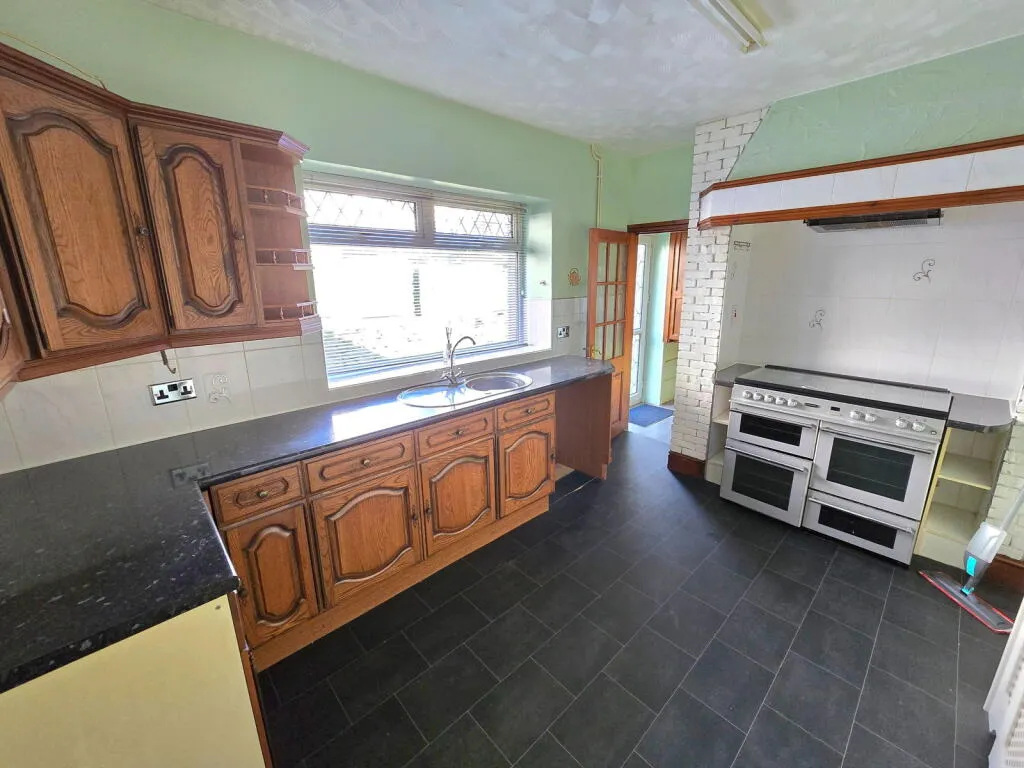 3 bed Semi-Detached