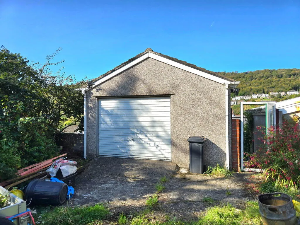 3 bed Semi-Detached