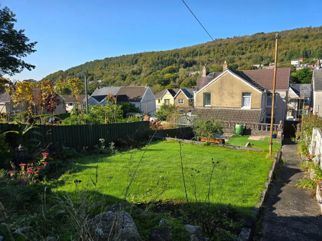 3 bed Semi-Detached