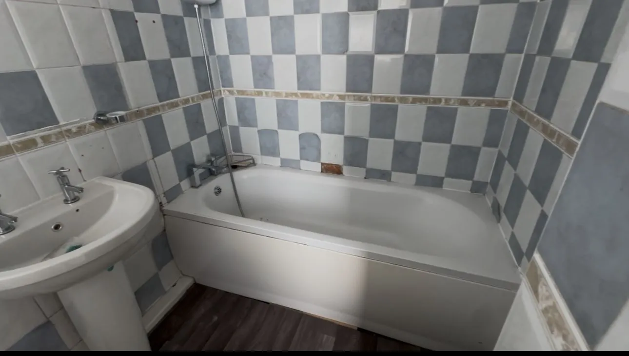 3 bed Terraced
