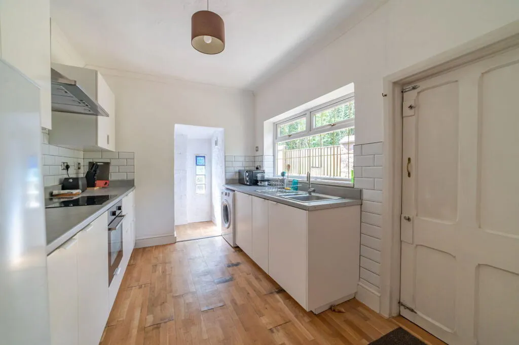 2 bed End of Terrace