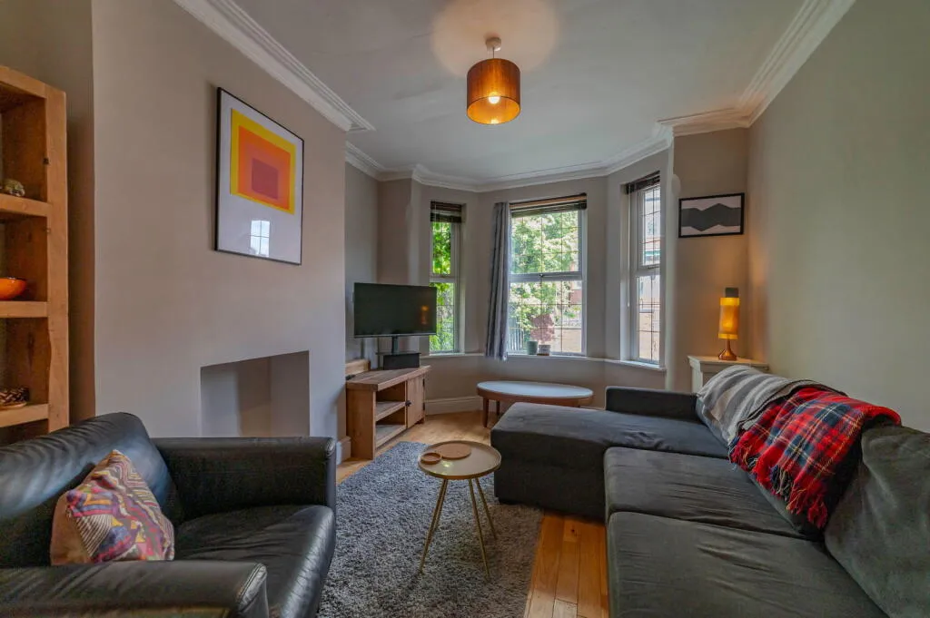 2 bed End of Terrace