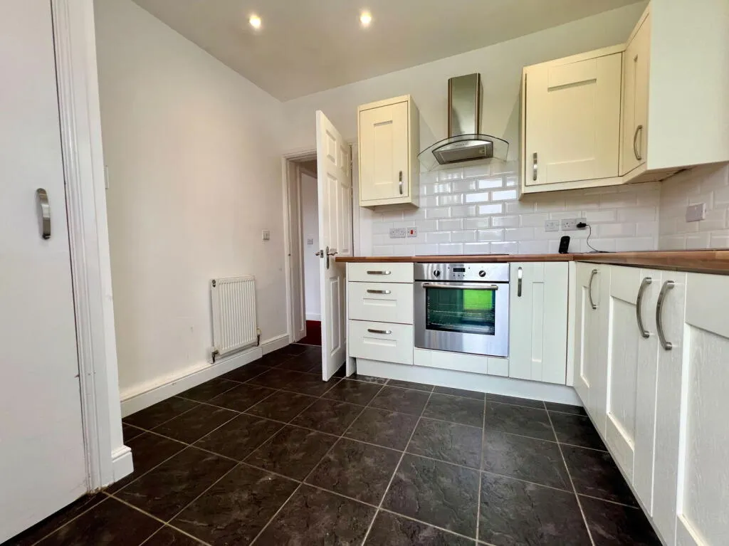 2 bed Semi-Detached Bungalow
