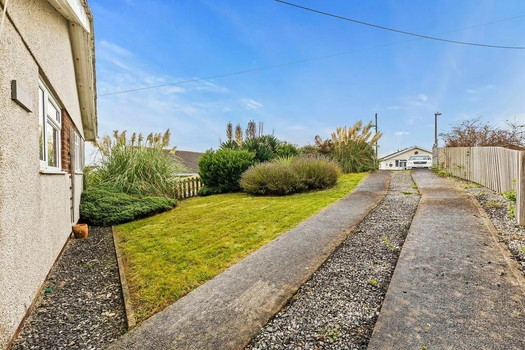 3 bed Detached Bungalow