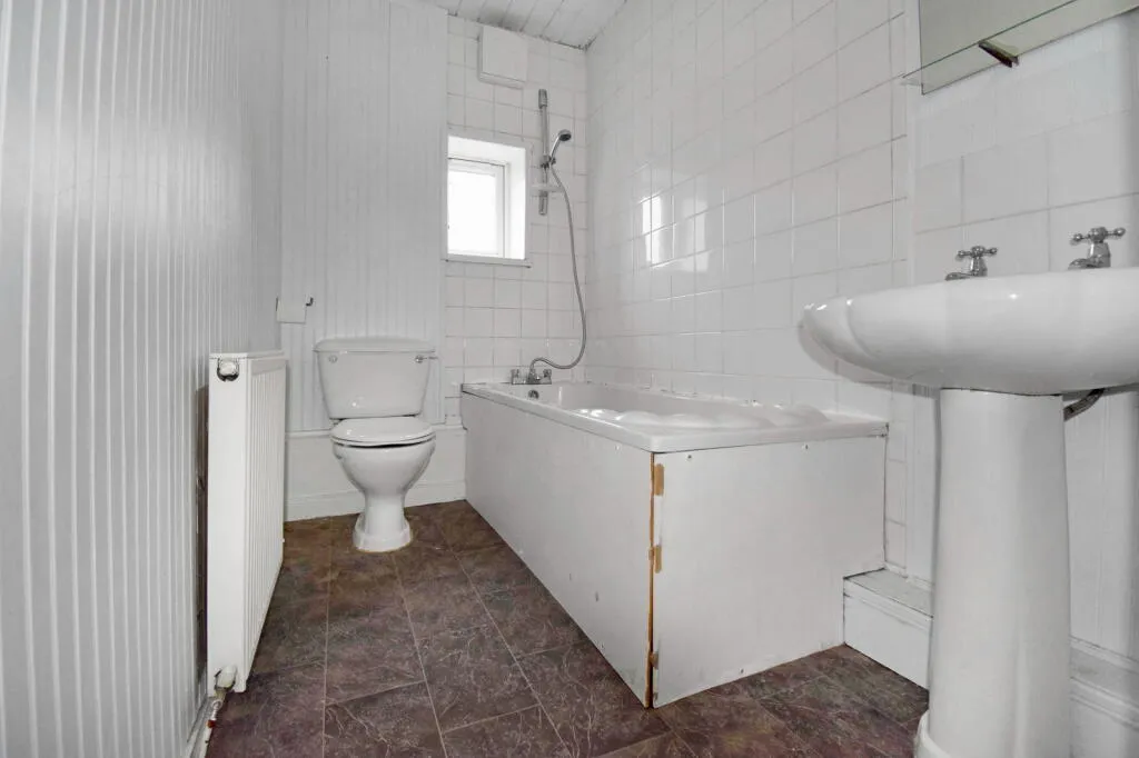 2 bed Terraced