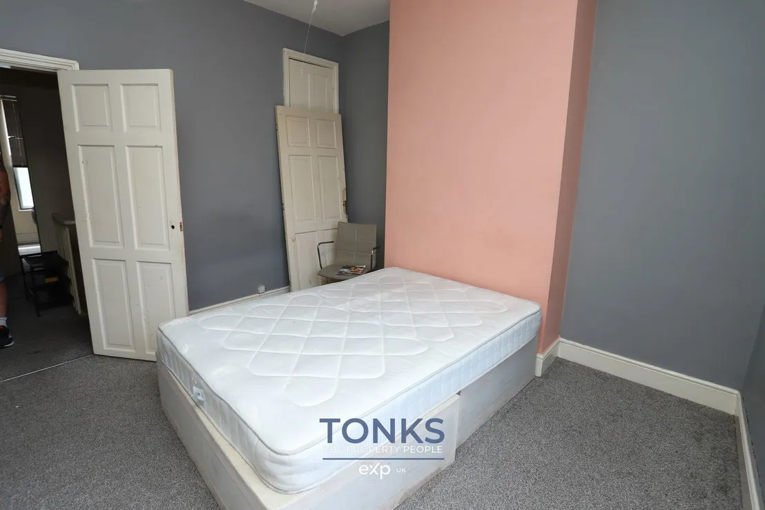 3 bed Terraced