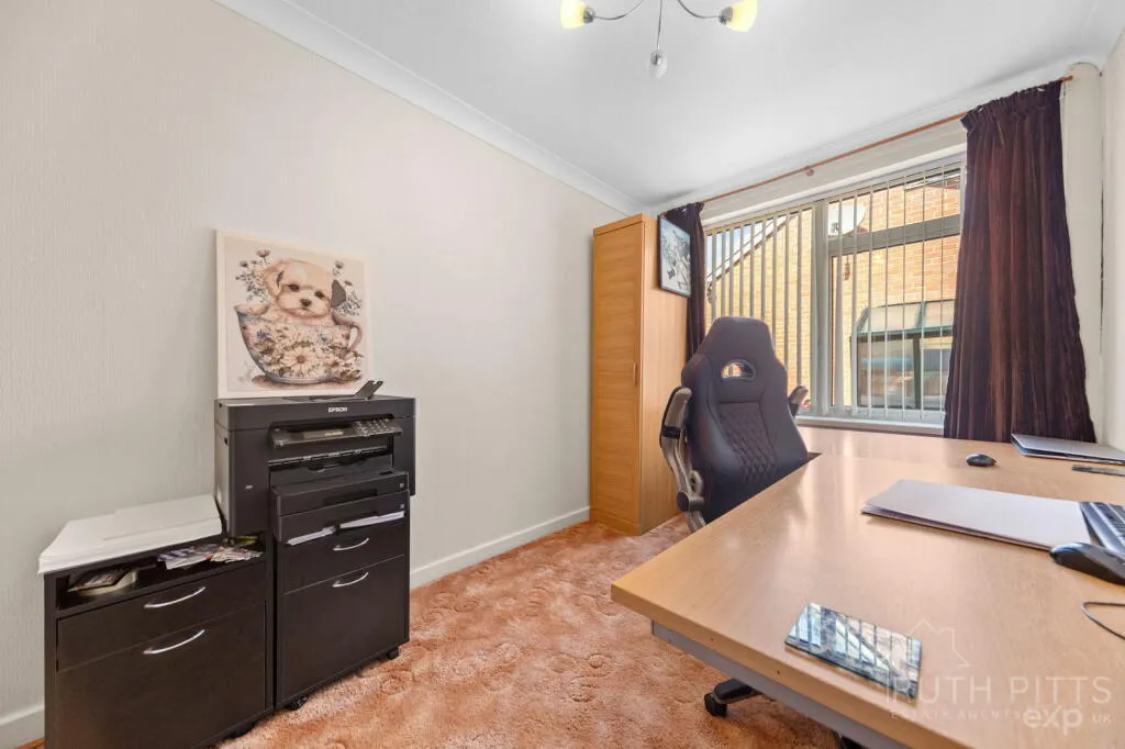 2 bed Semi-Detached Bungalow