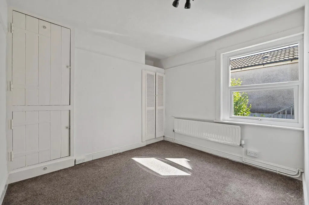 4 bed Terraced