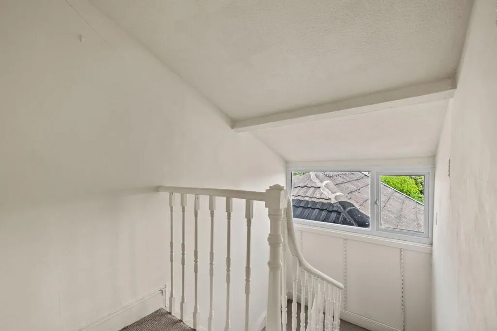 4 bed Terraced